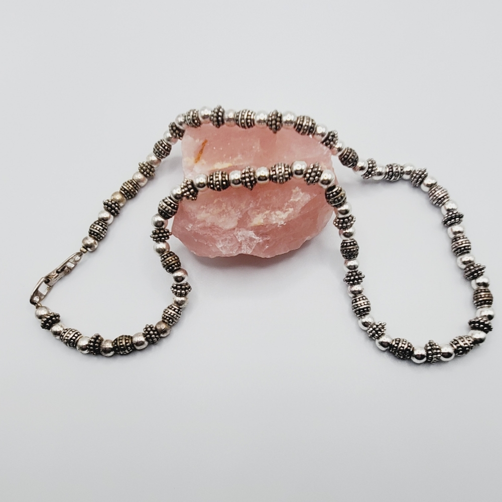 Vintage napier silver beaded necklace 19" long estate find jewelry euc